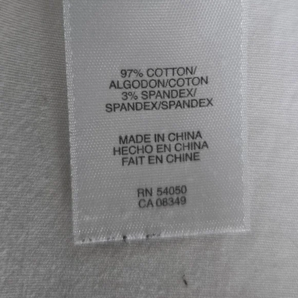 Chic White Ruffled Blouse - Picture 6 of 11